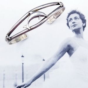 Vintage 925  Carol Felley dolphin cuff bracelet